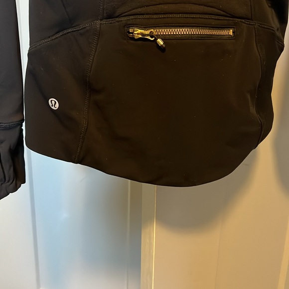 Lululemon jacket - Picture 3 of 4
